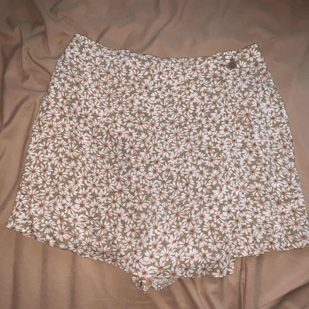 super cute and simple wrap skort!!